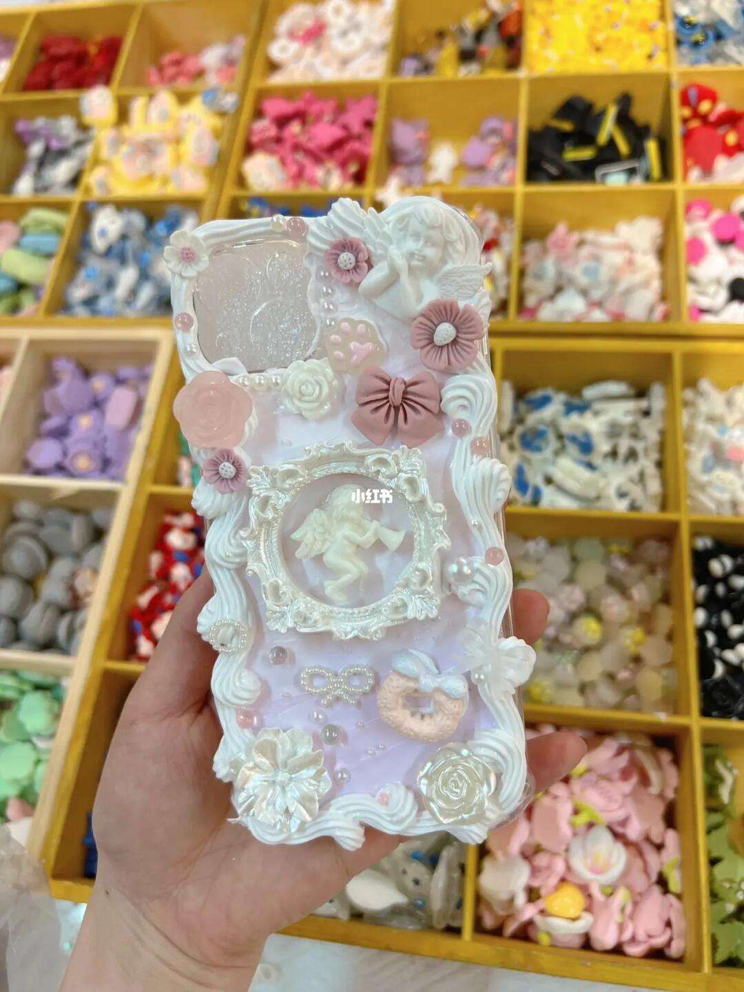 简约版奶油手机壳好吗哪里可以学奶油手机壳的制作